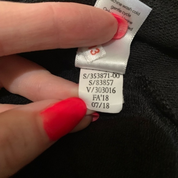 Athleta Sz XS Sweatshirt Nirvana Twist Front Top Black Soft 353871 Women's - Picture 5 of 6